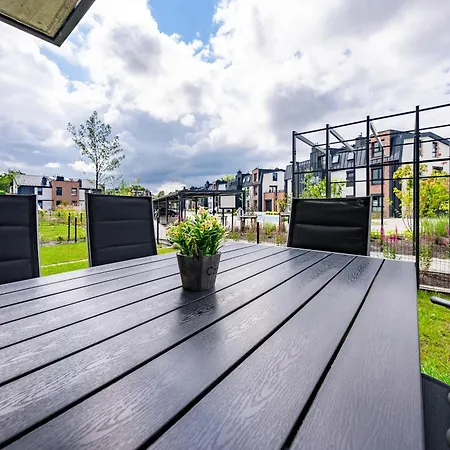 Apartament Motława Garden Family Gdańsk
