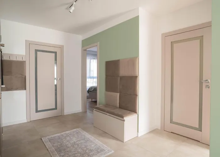 Motlawa Garden Family