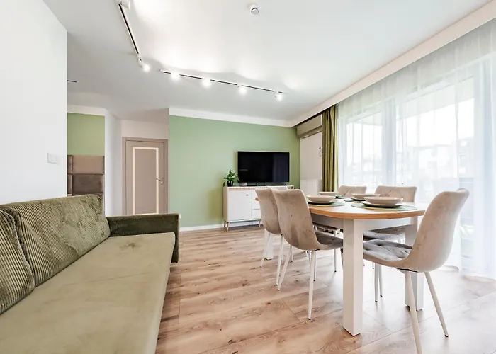 Motlawa Garden Family