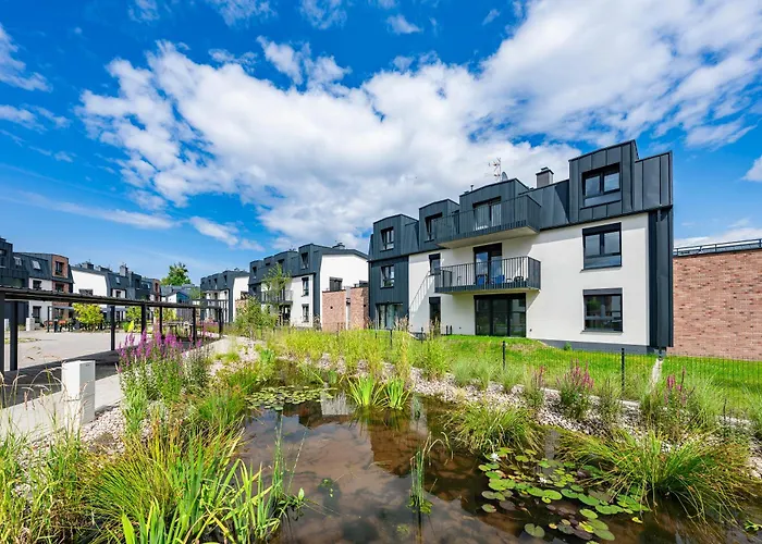 Motlawa Garden Family